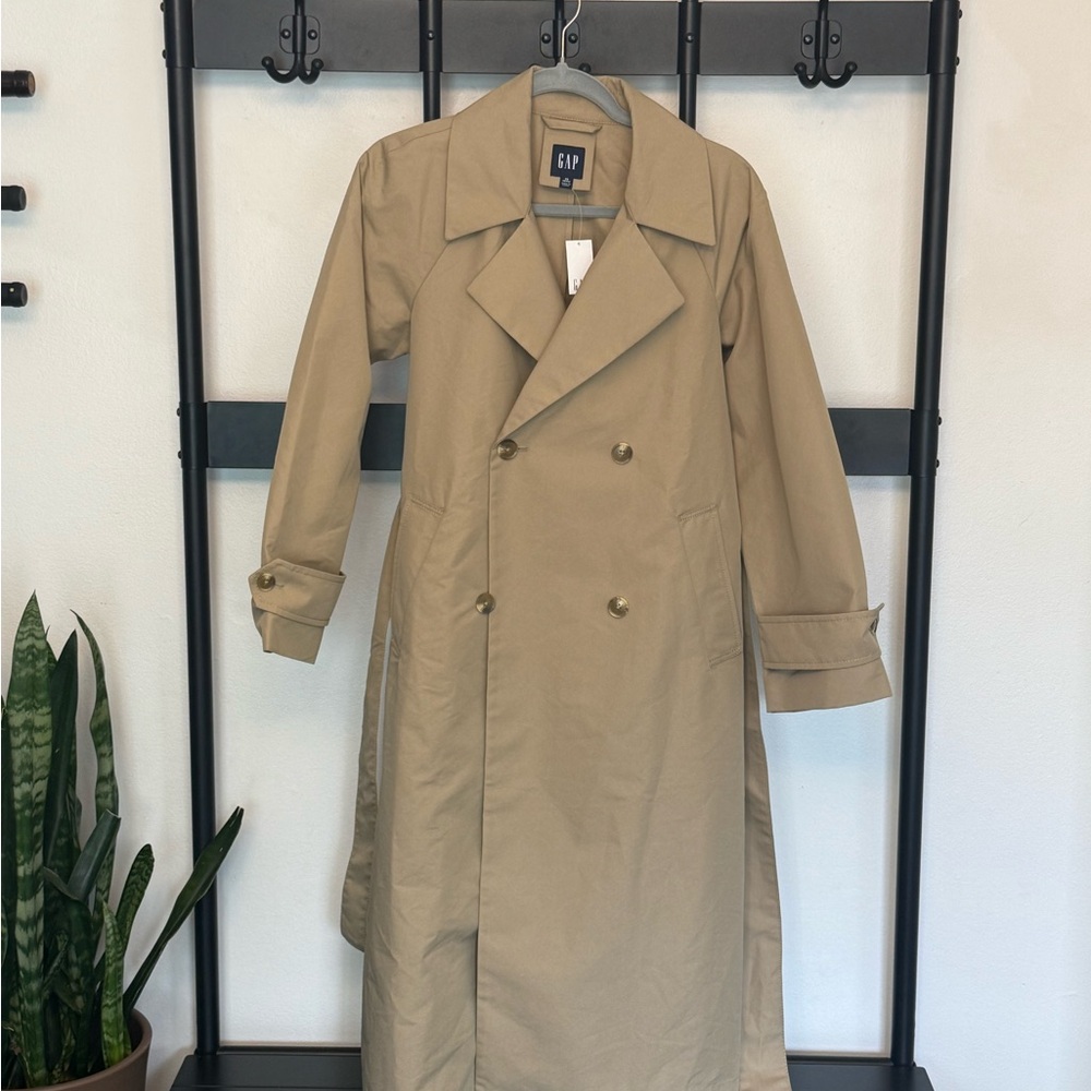 GAP Tan Trench Coat Classic Tailored Design